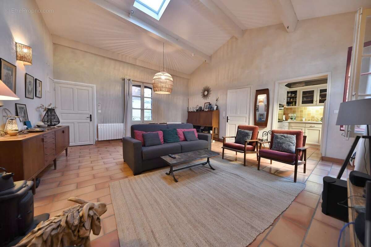 Appartement à UZES