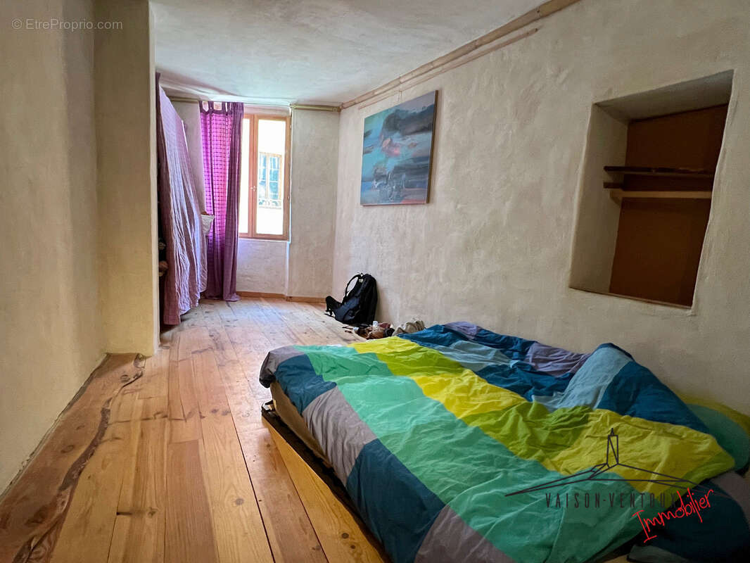 Maison à BUIS-LES-BARONNIES