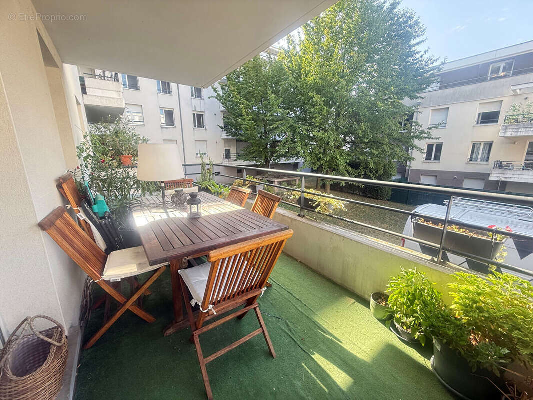 Neudorf - Appartement 3 pièces avec terrasse - photo 2