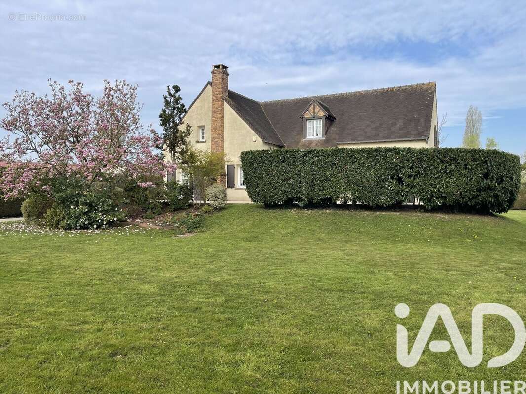 Photo 3 - Maison à CHAUMES-EN-BRIE