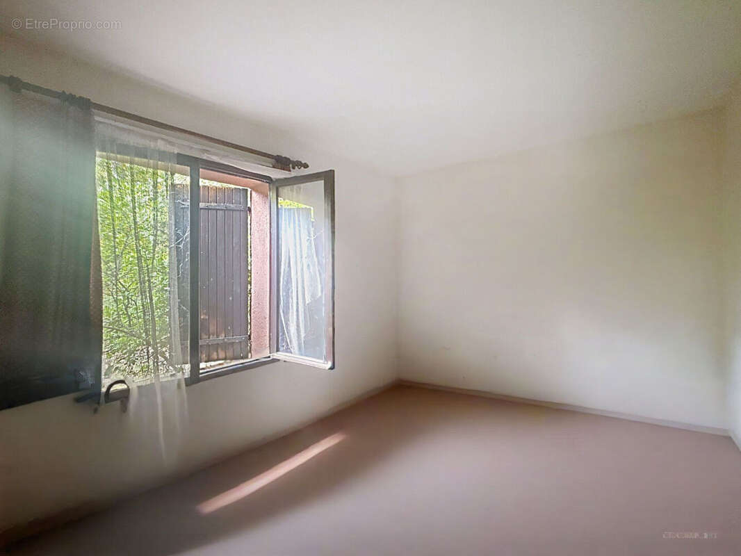 Maison à SPERACEDES