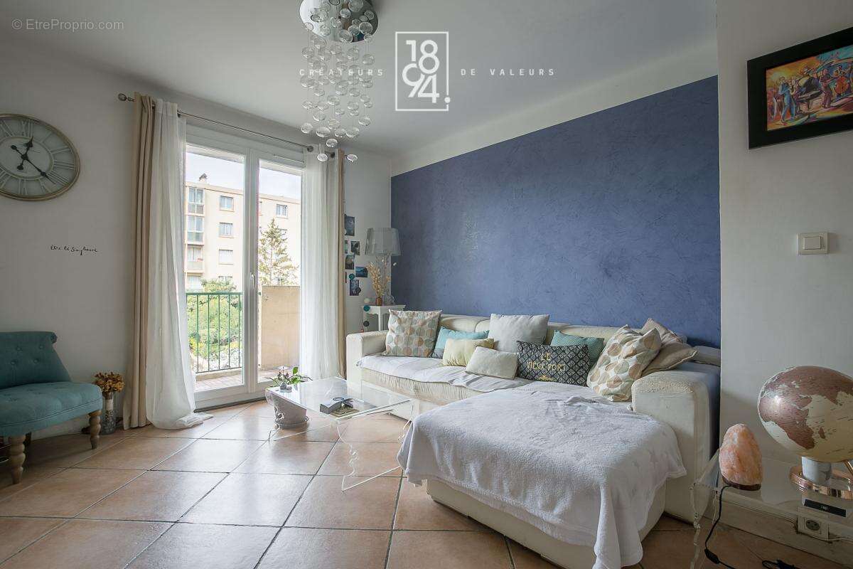 Appartement à MARSEILLE-13E