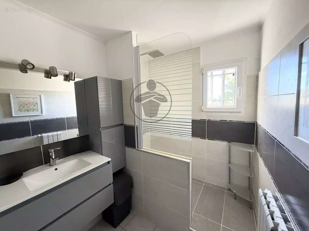 Maison à SAINT-VINCENT-DE-BARBEYRARGUES