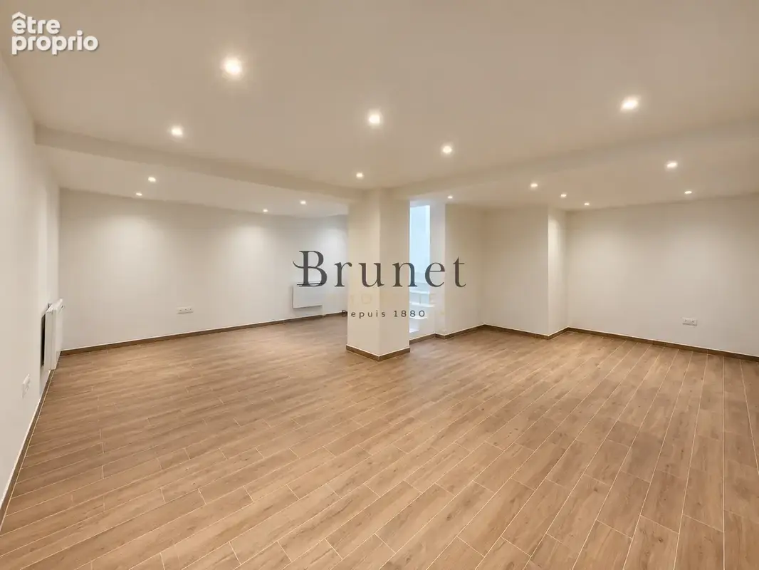 MAISON FAMILIALE - 4 PIECES 146m2 - Intégralement Rénovée - photo 13