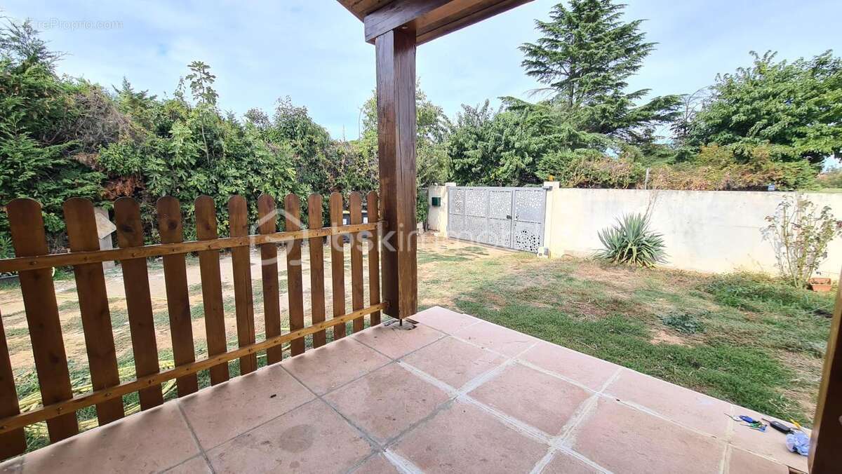 Commerce à BOUILLARGUES