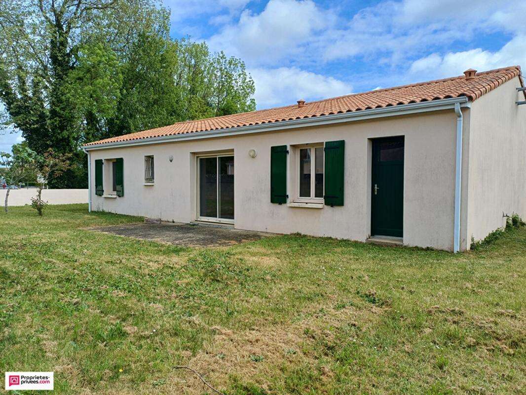 Maison à VOUILLE