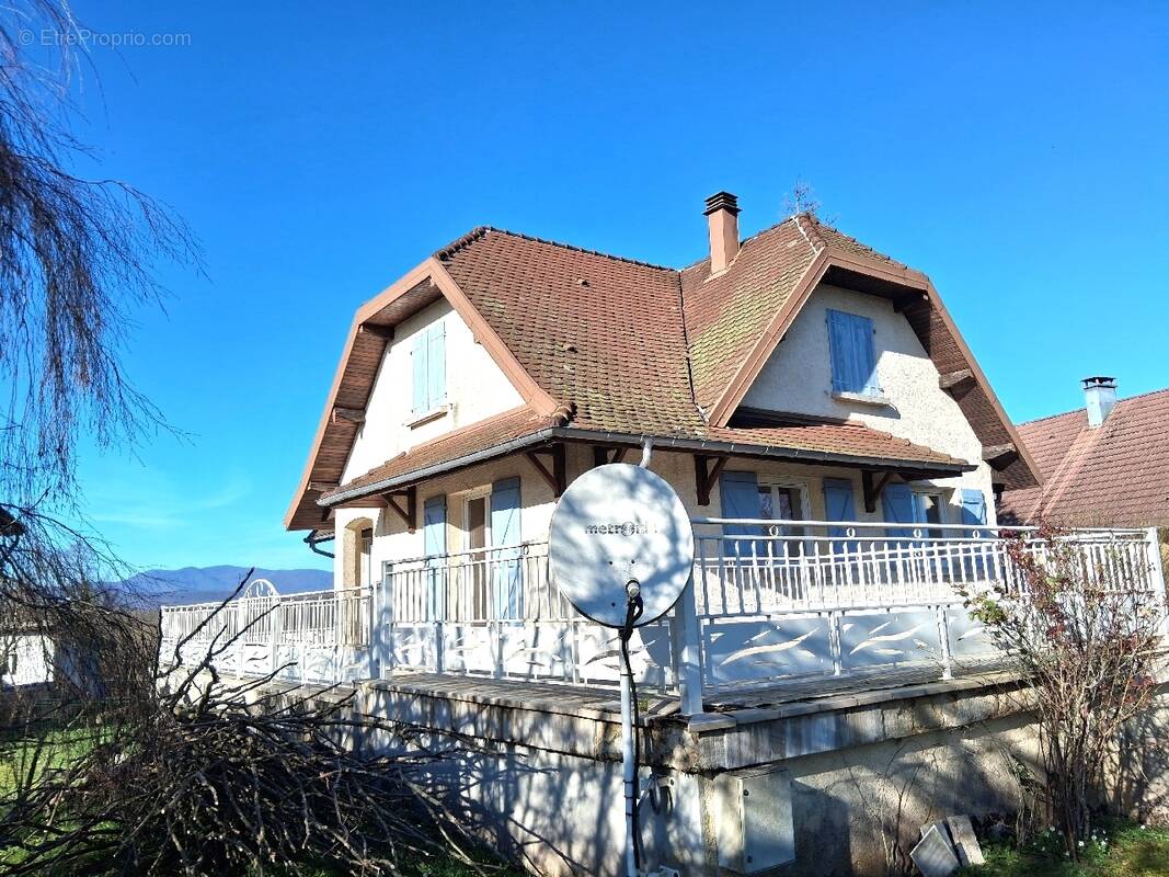 Maison à CHALONVILLARS