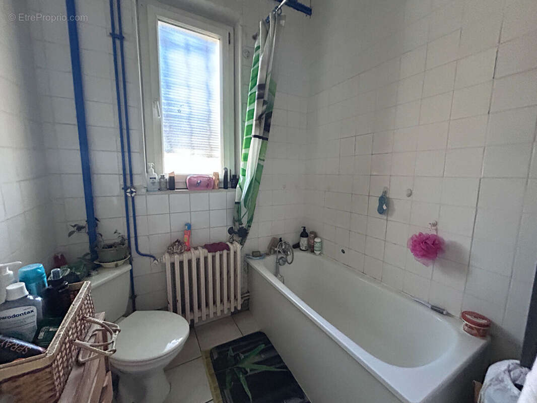 Appartement à GUILHERAND-GRANGES