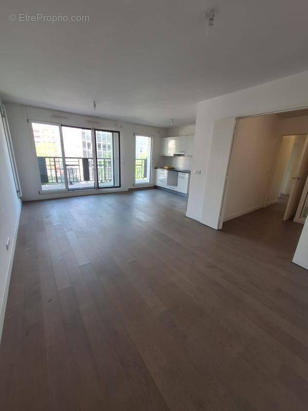 Appartement à LEVALLOIS-PERRET