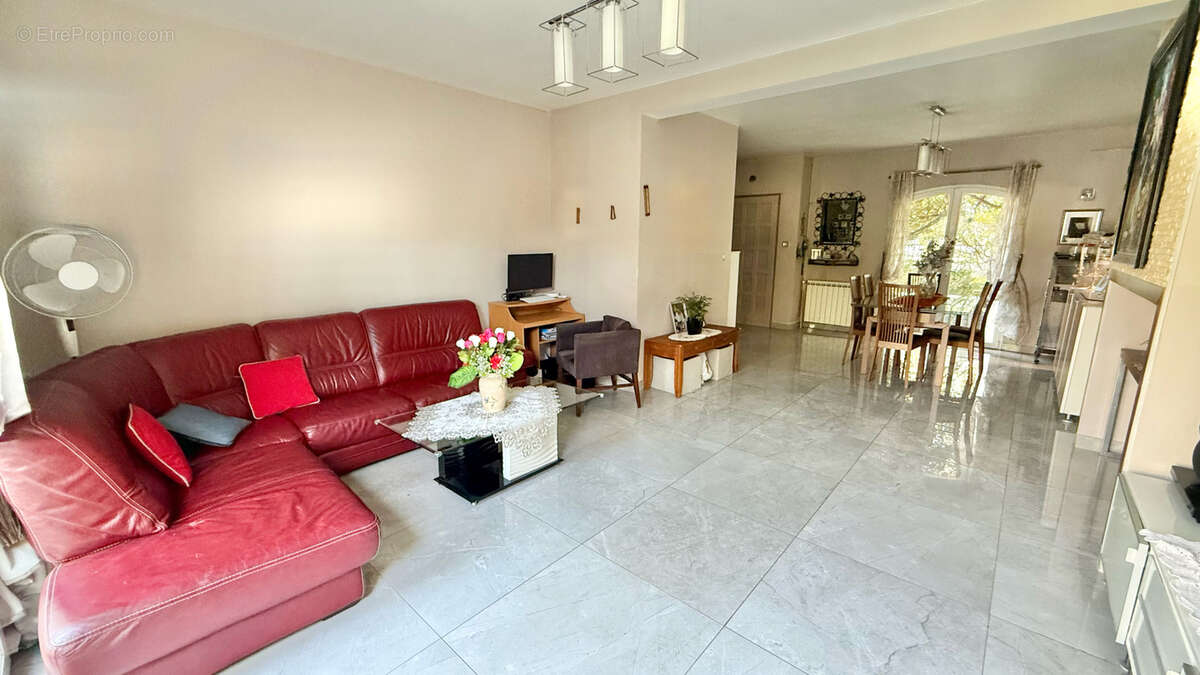 Maison à ENGHIEN-LES-BAINS