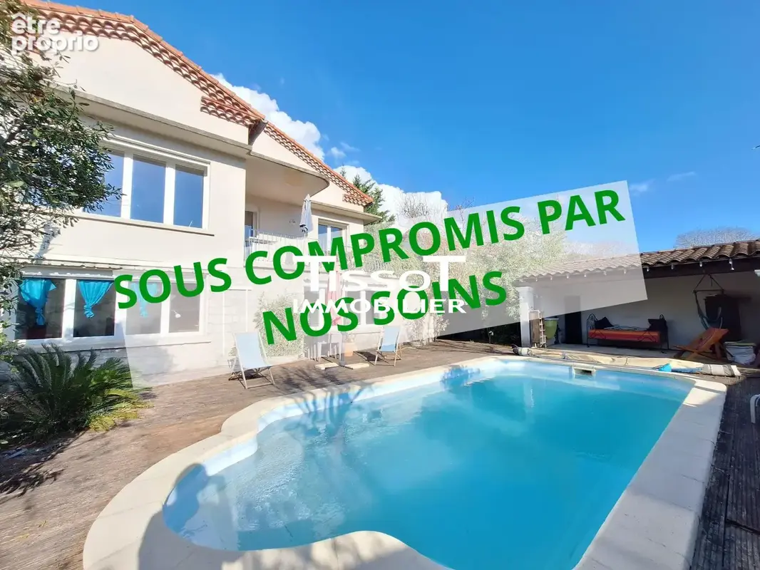 Maison à NIMES