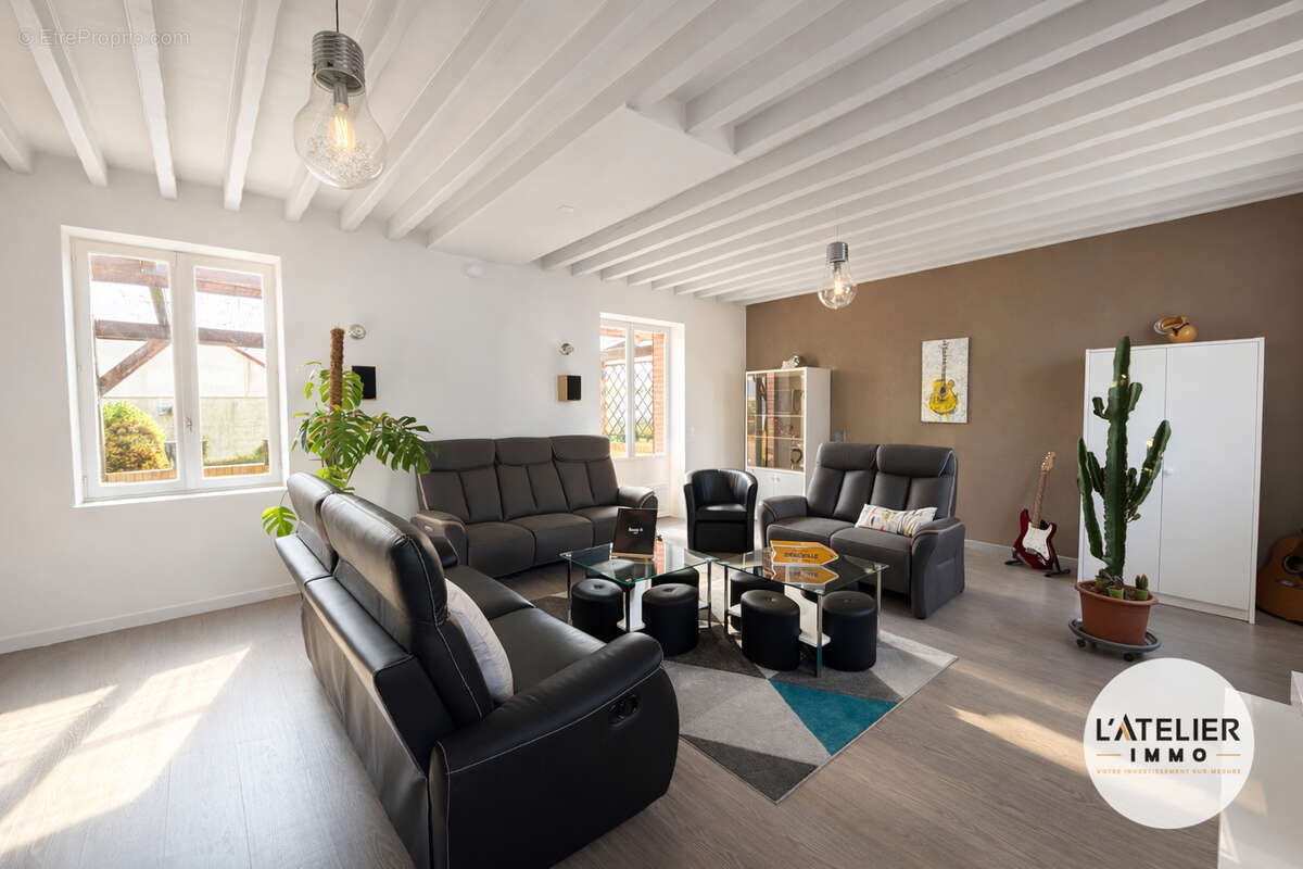 Maison à MENNEVILLE