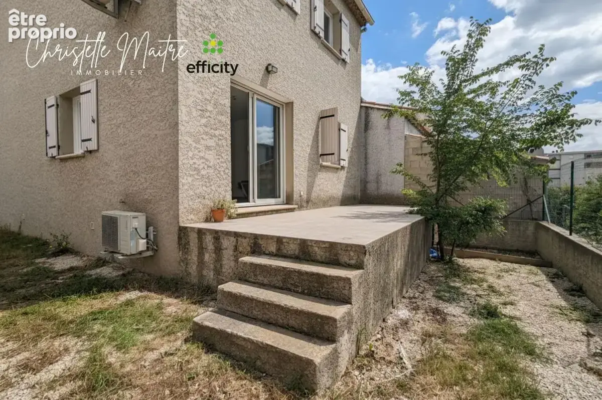 Maison 4 pièces 77 m² à vendre à Arles (13200) - photo 2