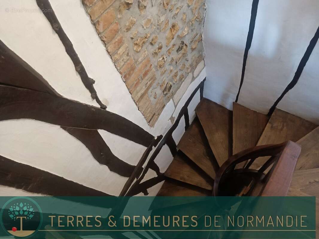 Maison à CORMEILLES