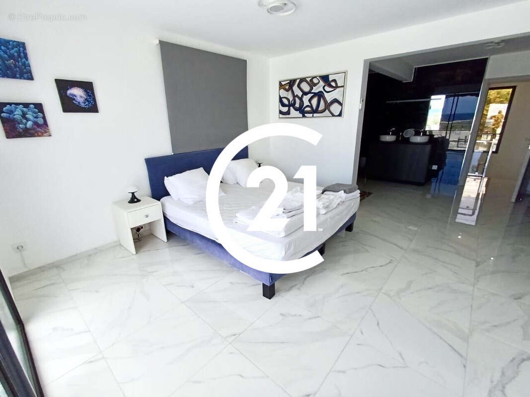 Maison à SCHOELCHER