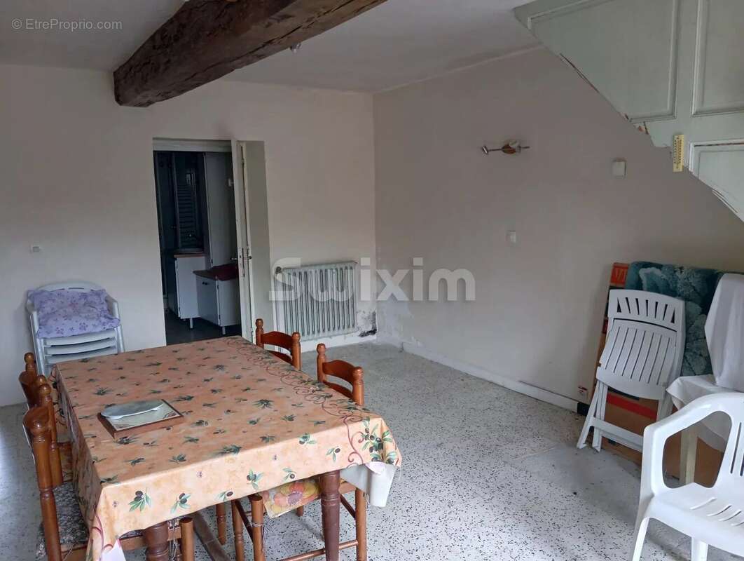 Appartement à BIERRY-LES-BELLES-FONTAINES