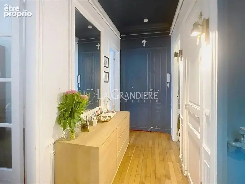 Appartement 3 pièces 62 m² · à Paris-16e · 62 m² · 590 000 €
