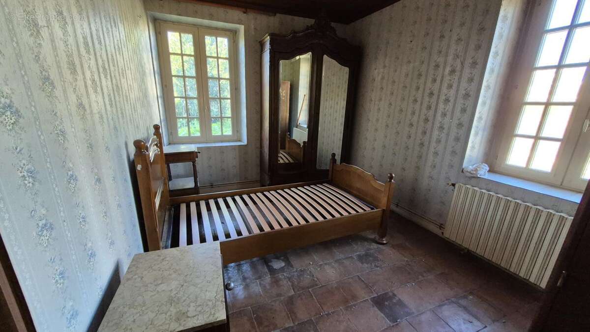 Maison à SAINT-GEORGES-DU-BOIS