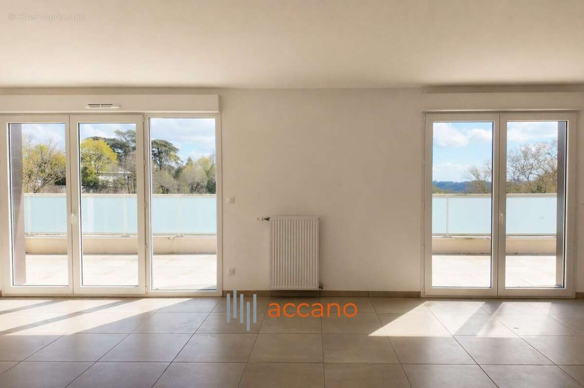 Appartement à CHAMPAGNE-AU-MONT-D'OR
