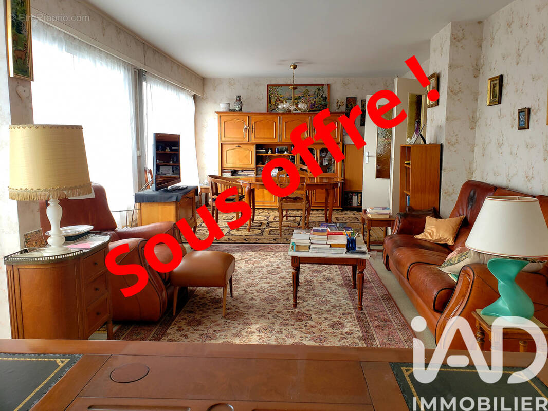 Photo 1 - Appartement à VILLENEUVE-LE-ROI