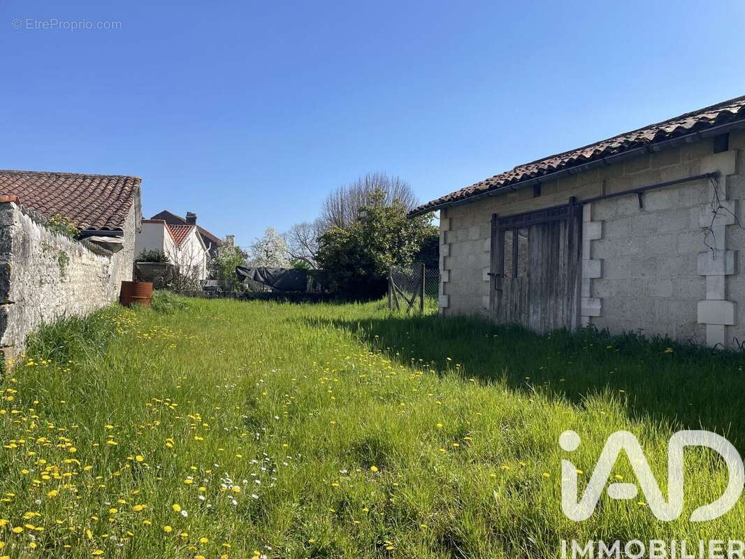 Photo 3 - Maison à ARCHIAC