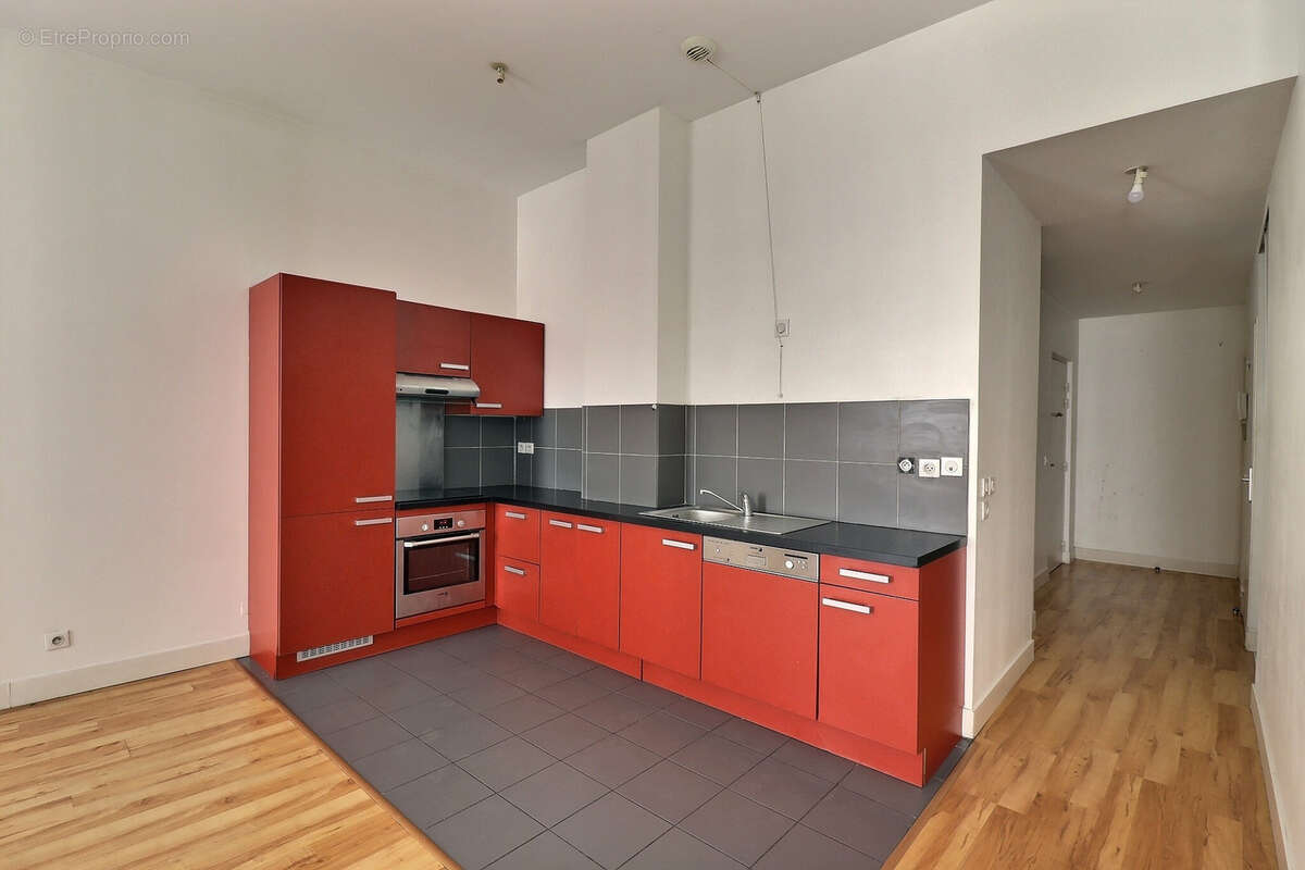 Appartement à MARSEILLE-2E