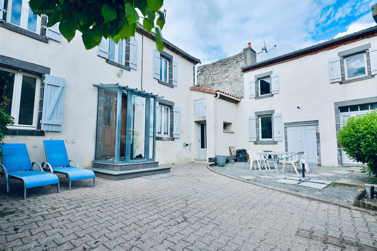 Maison à SARDON