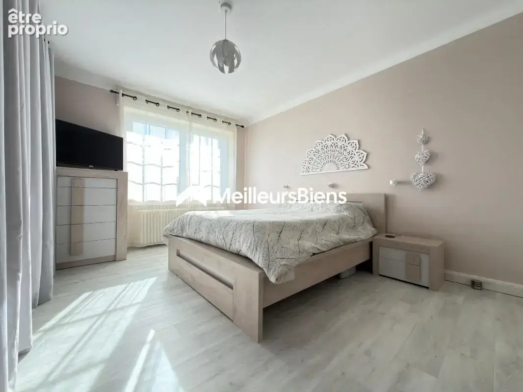 Maison 5 pièces 145 m² à Sainte-Marie-aux-Chênes sur terrain de 1020 m² avec piscine - photo 8