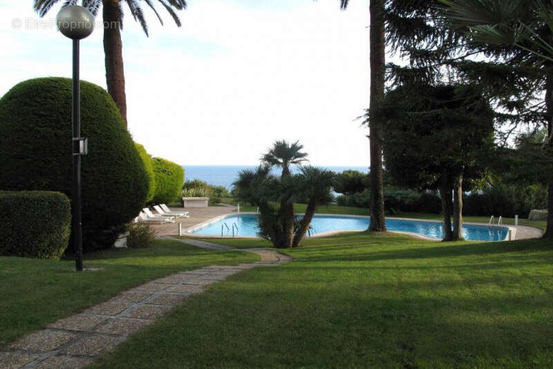 Appartement à VALLAURIS