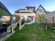 Maison à VIRY-CHATILLON