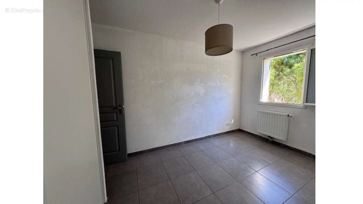 Appartement à BARBENTANE