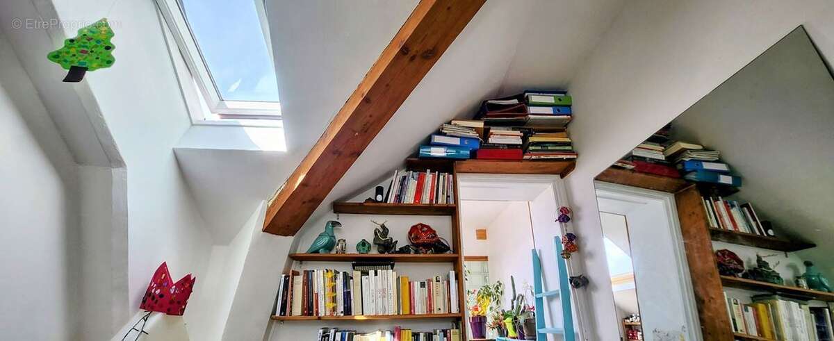 Appartement à PARIS-19E