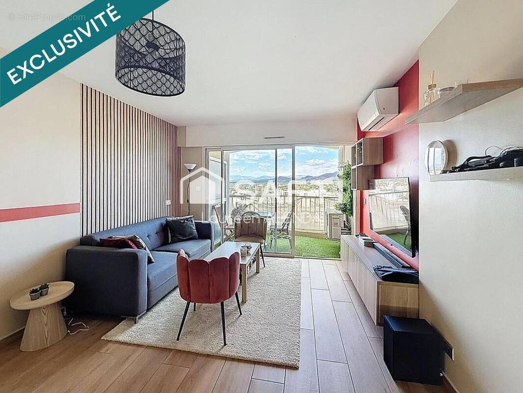 Photo 1 - Appartement à SAINT-RAPHAEL