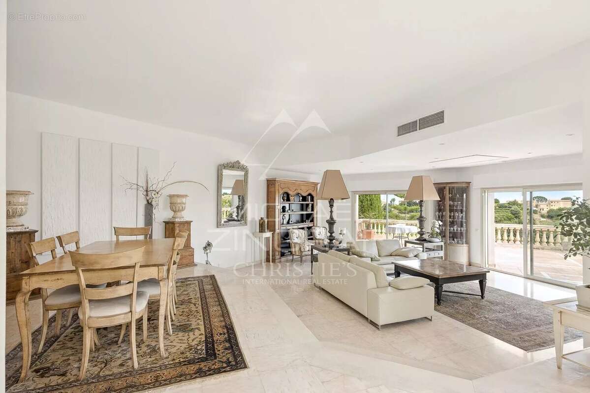 Propriété provençale moderne avec vue mer panoramique - photo 7