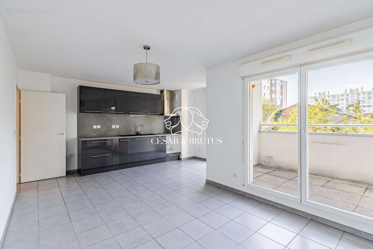 Appartement à VILLEURBANNE
