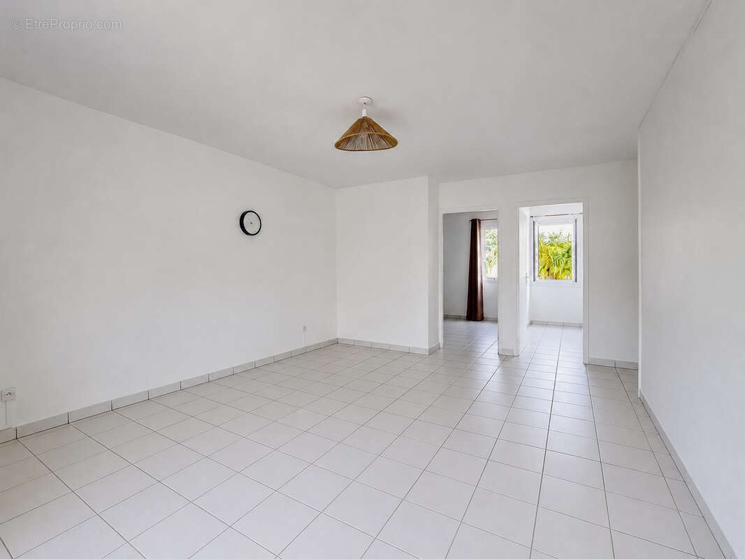 Appartement à PETIT-BOURG