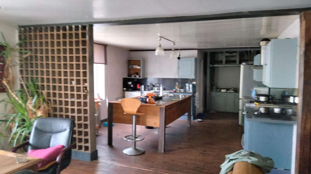 MAIN HOUSE - CUISINE - Maison à SAINT-JUNIEN