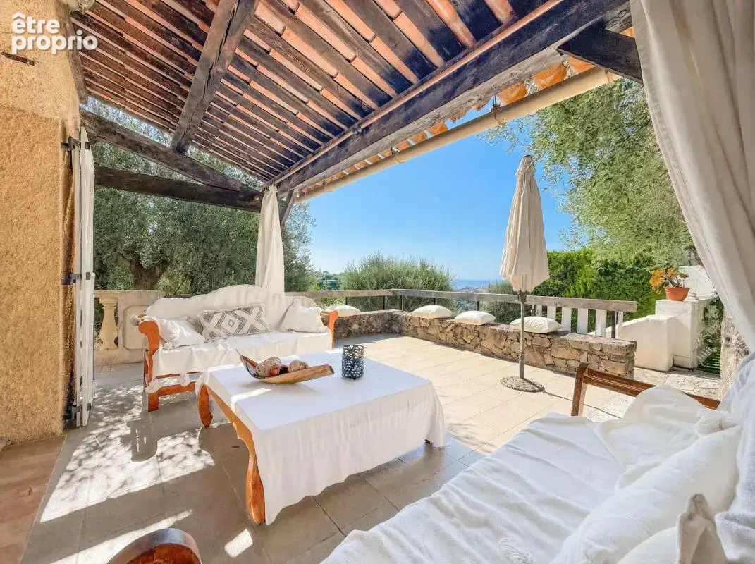 Maison 5 pièces sur les hauteurs de Nice à Vendre - photo 3