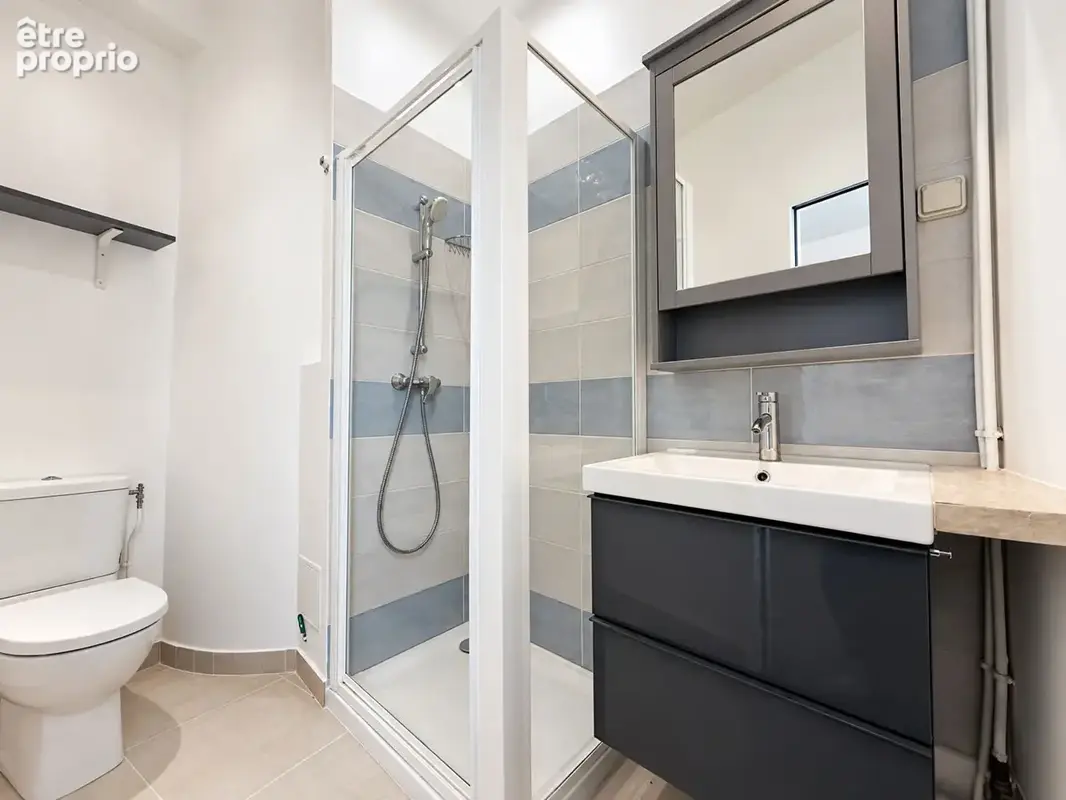 Superbe appartement 2 pièces de 38 m2 - Métro commerce PARIS 15 - photo 6