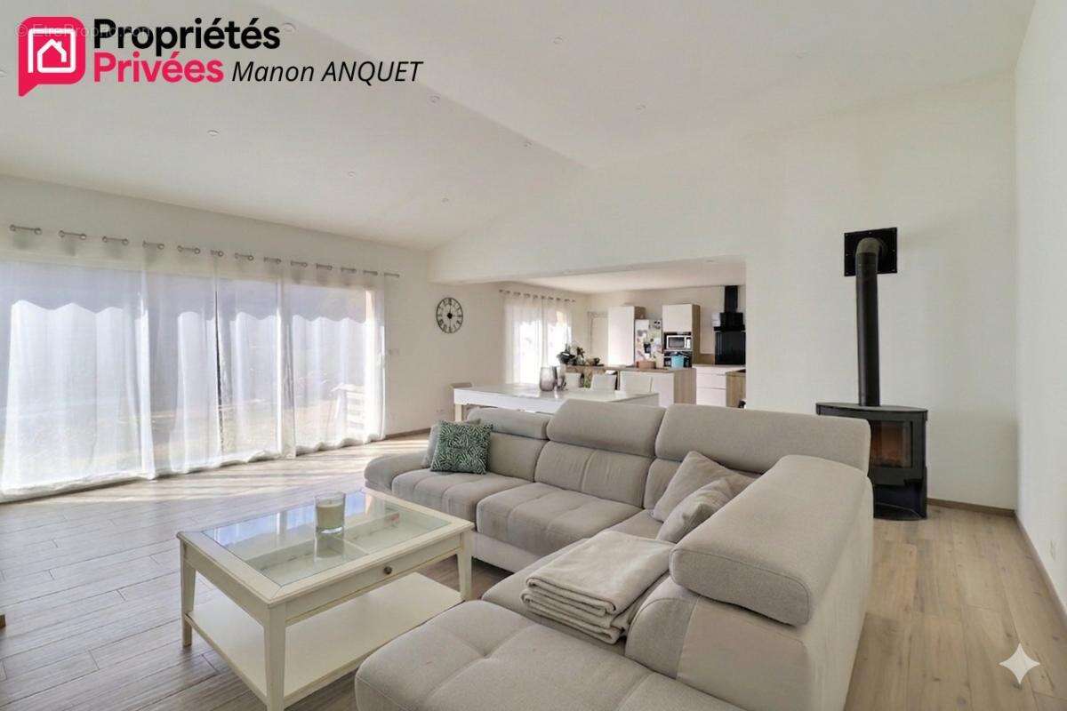 **Maison 4 pièces à Signes édifiée sur 3000m² de terrain** - photo 3