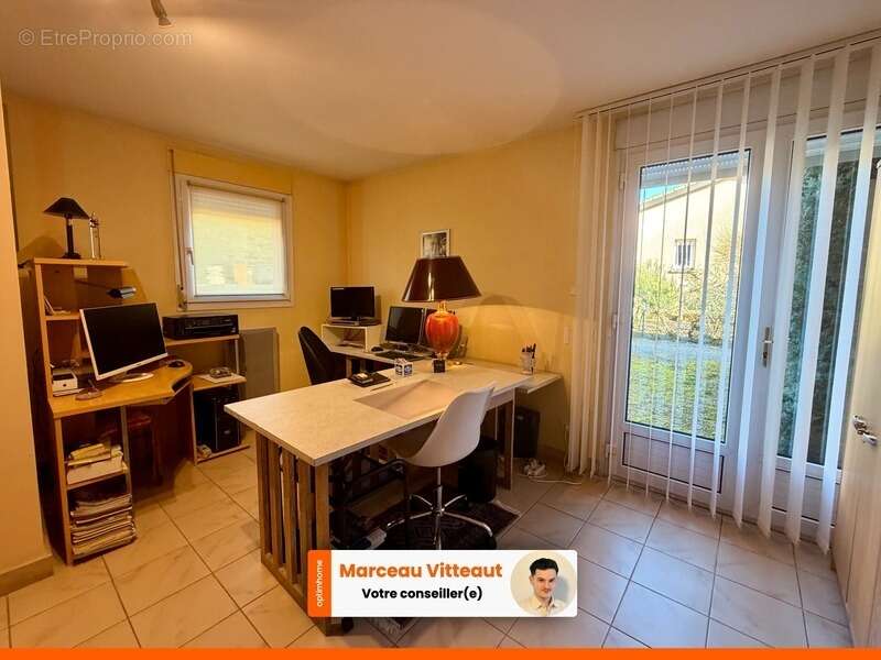 Maison à CHARNAY-LES-MACON