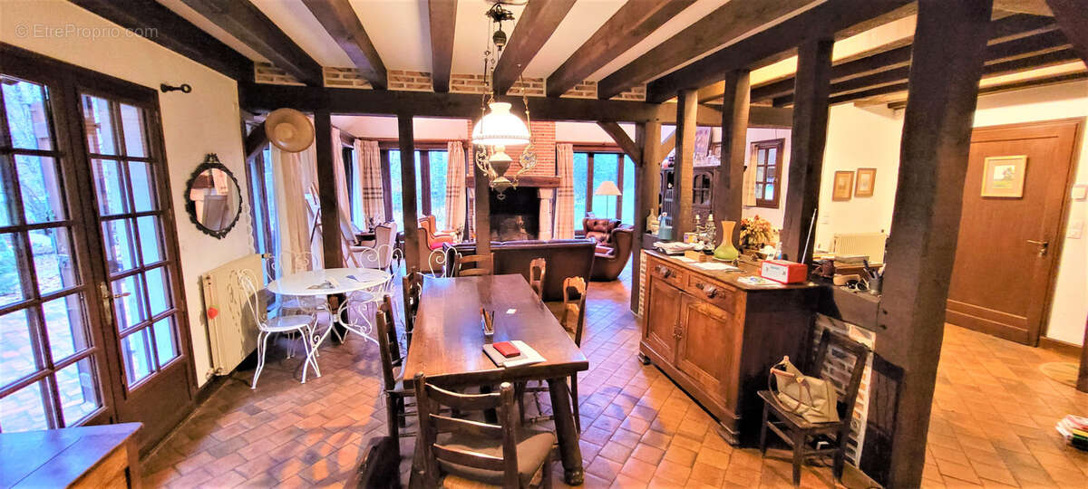 Maison à LA FERTE-SAINT-CYR