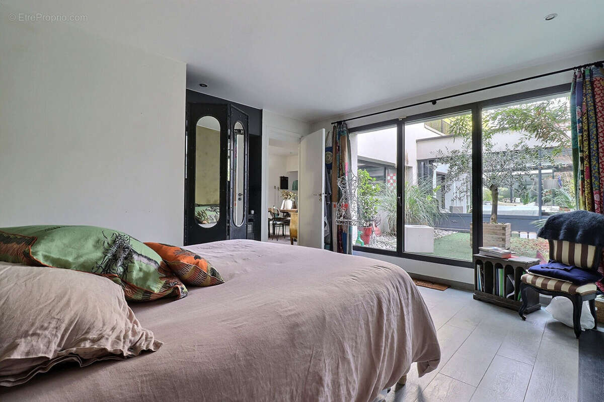 Appartement à COLOMBES