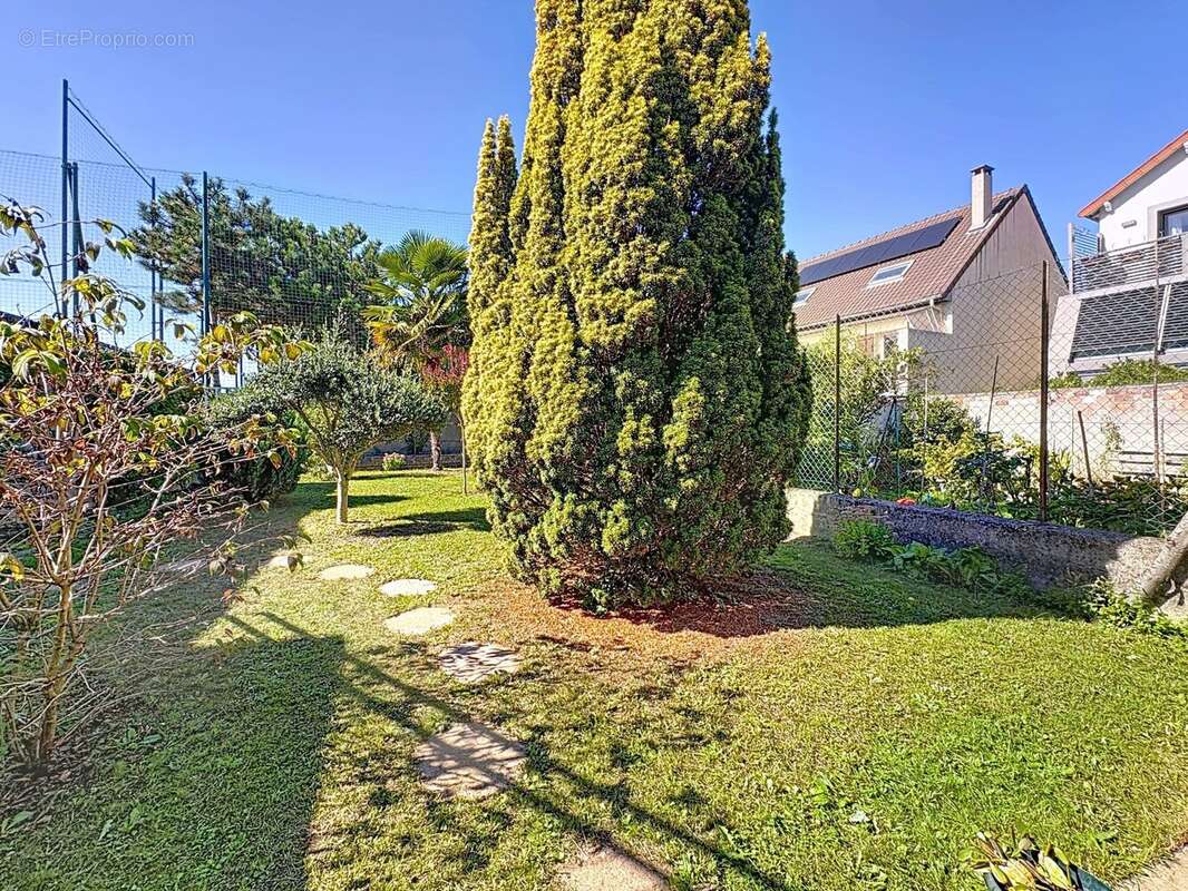 Maison à BOURG-LA-REINE