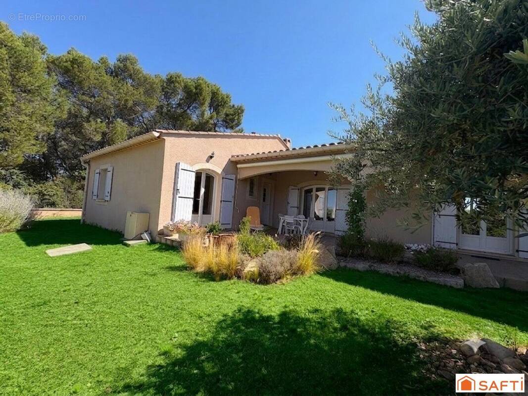 Photo 1 - Maison à BUISSON