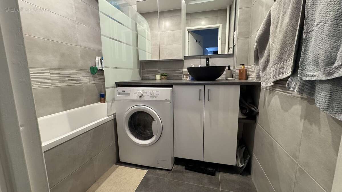 Appartement 63 m² à La Courneuve  - photo 7