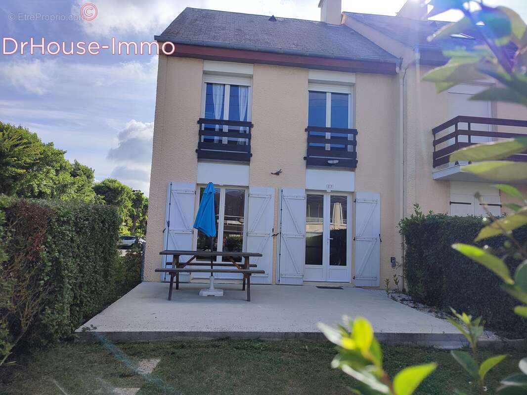 Appartement à COURSEULLES-SUR-MER