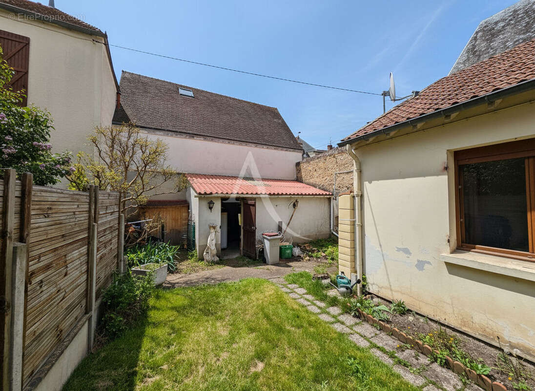 Maison à DOURDAN