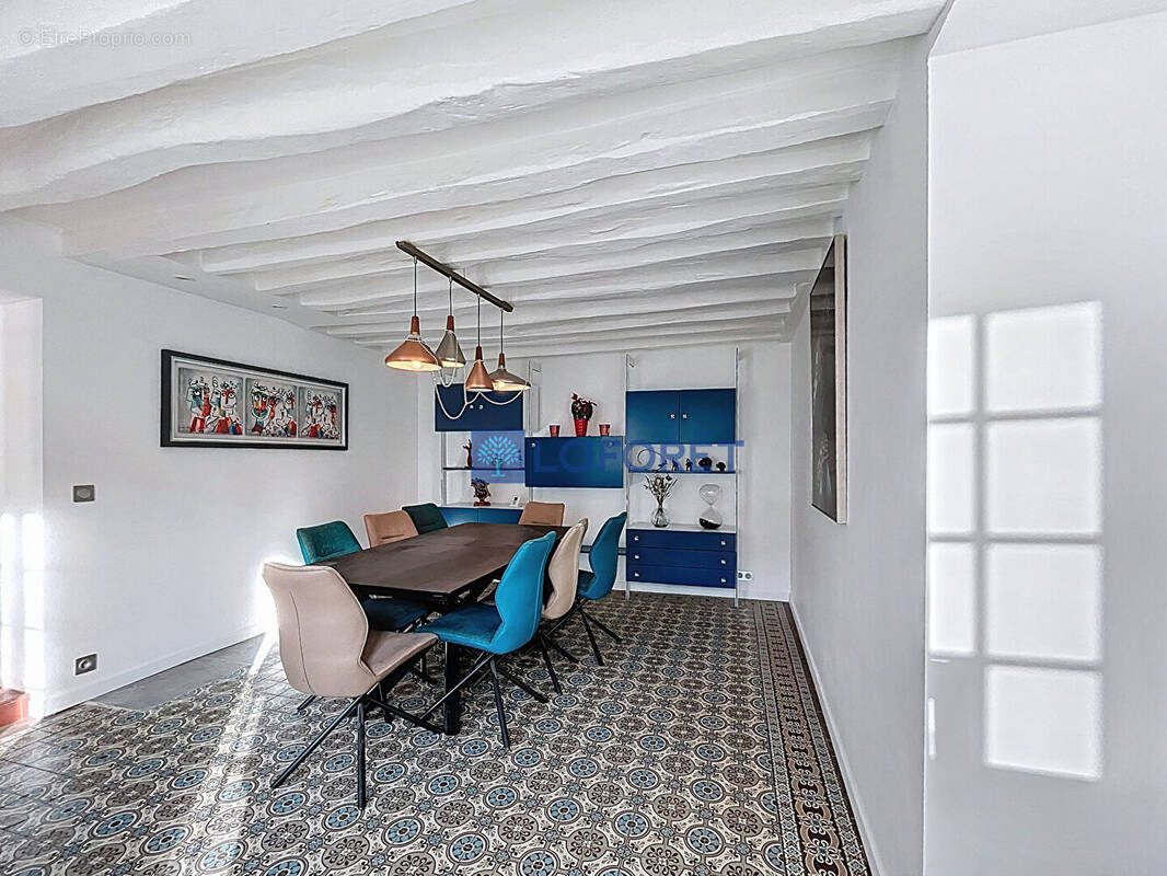Maison à SAINTRY-SUR-SEINE