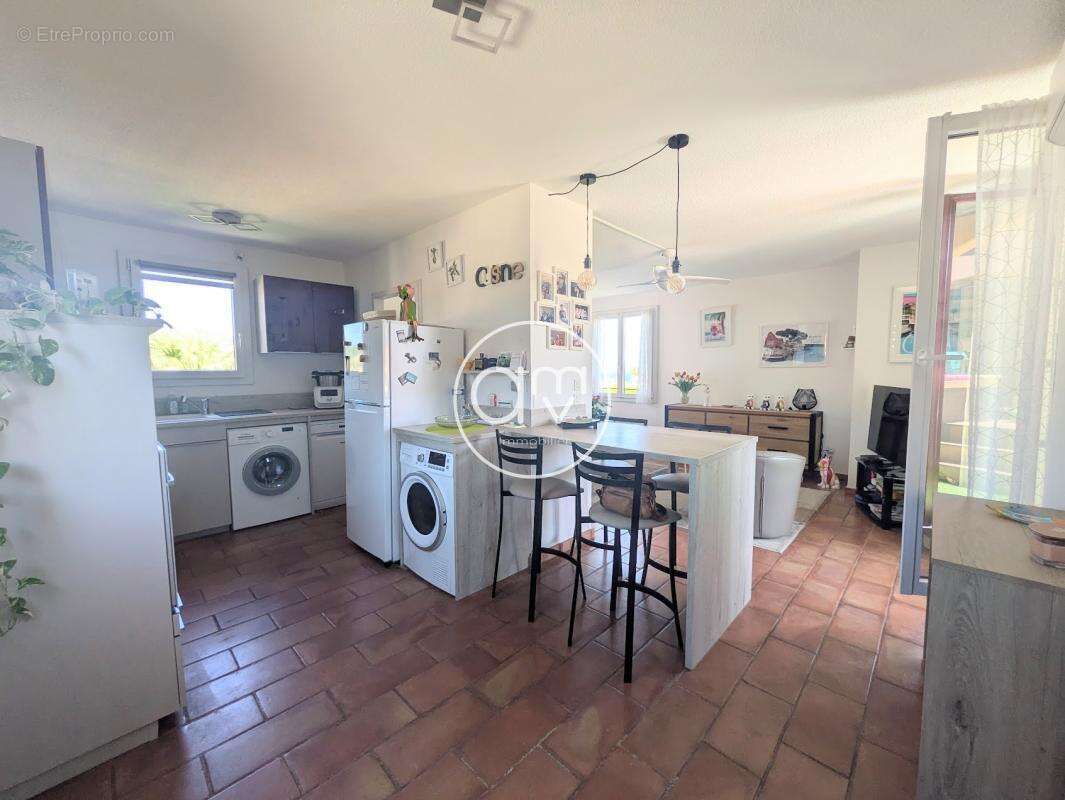 Appartement à CARQUEIRANNE